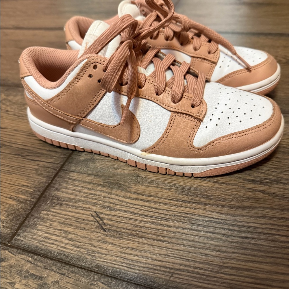 Desert rose Nike Dunks - Picture 3 of 4